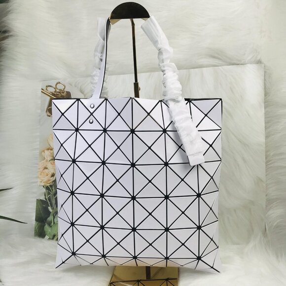 NWT Bao Bao Issey Miyake Lucent Tote Bag  White - Picture 1 of 11